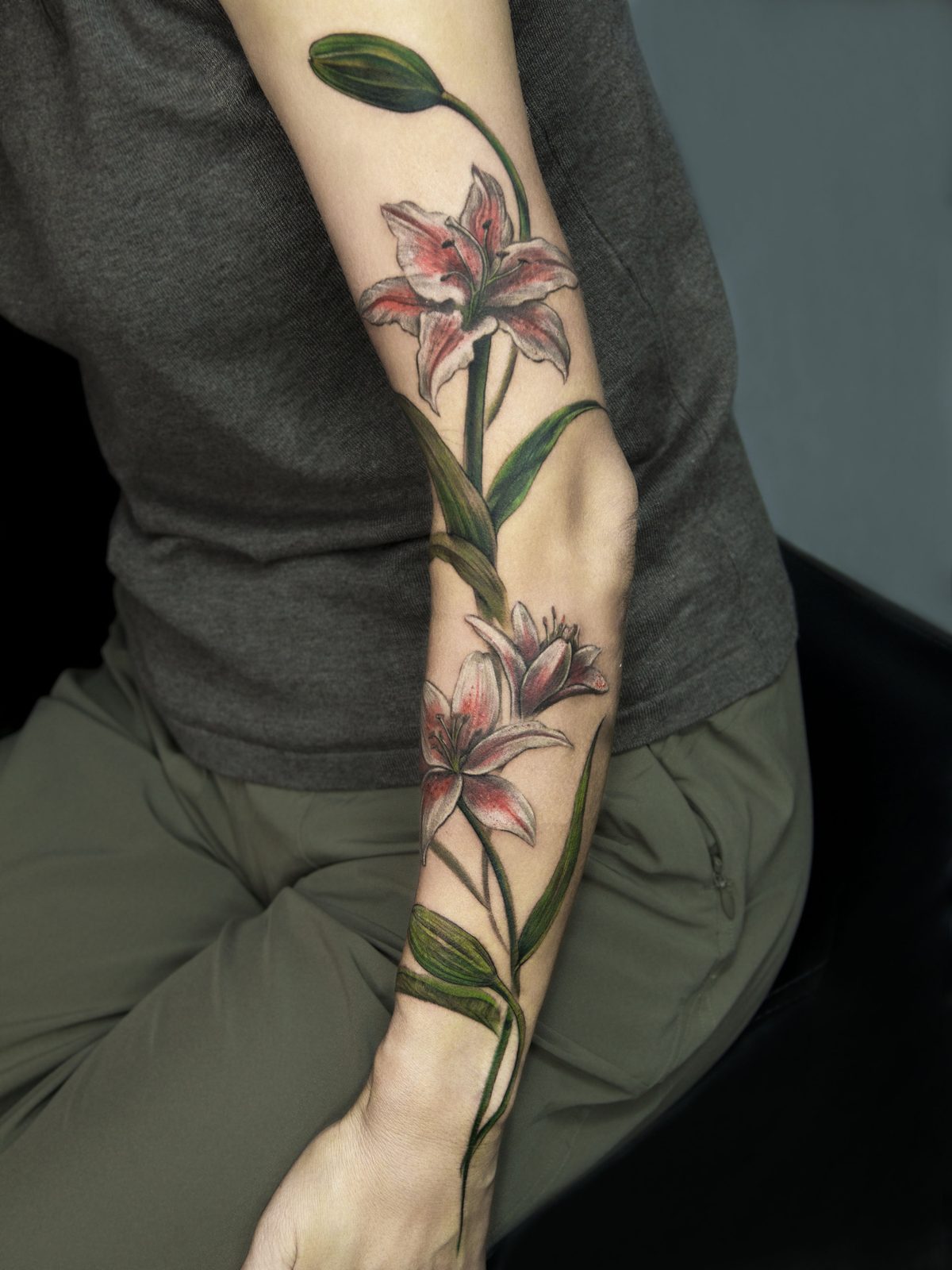 Free-hand botanical tattoo by Dasha Chau